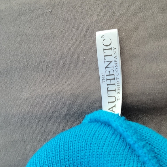 NWOT Blue beanie - Picture 4 of 4